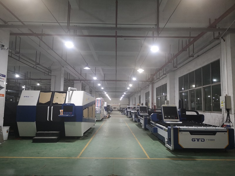 光纖激光切割機在眼鏡制造加工業的應用