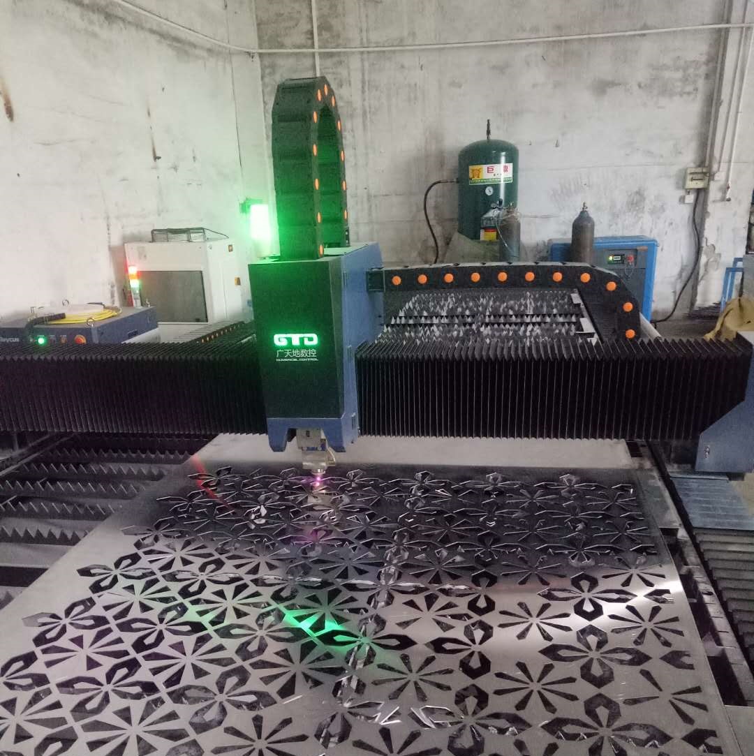 500瓦光纖激光切割機使用成本一覽