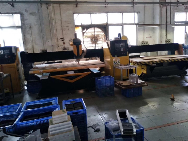 鄭州XX標(biāo)識標(biāo)牌有限公司