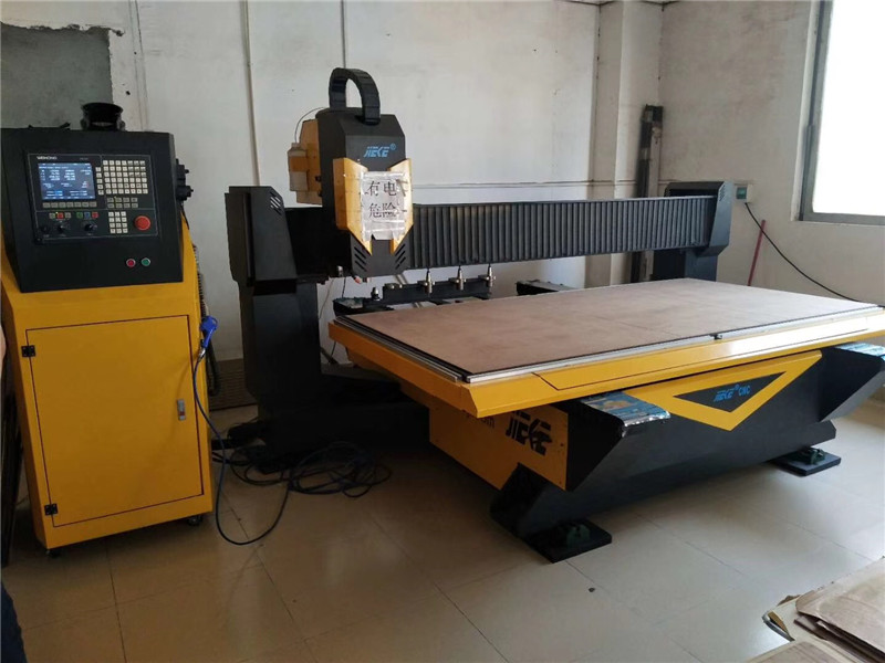 佛山市XX塑膠制品有限公司