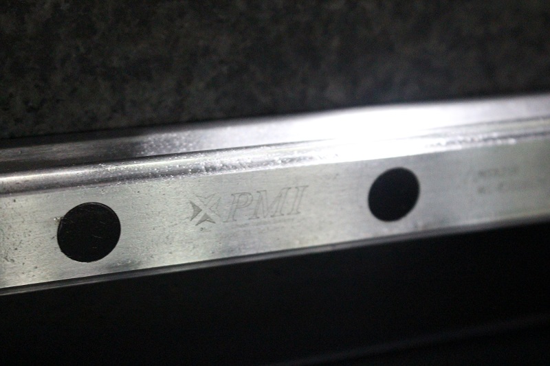 鋁板雕刻機軌道如何保養(yǎng)