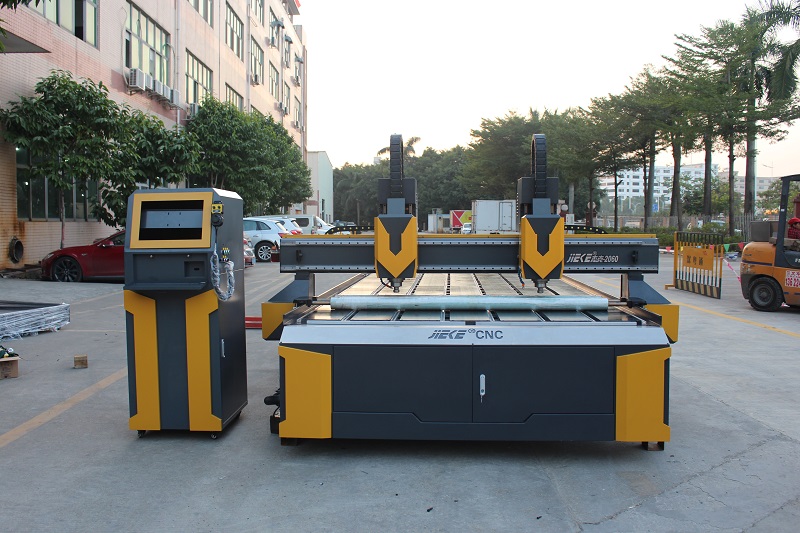鋁單板雕刻機多少錢一臺？
