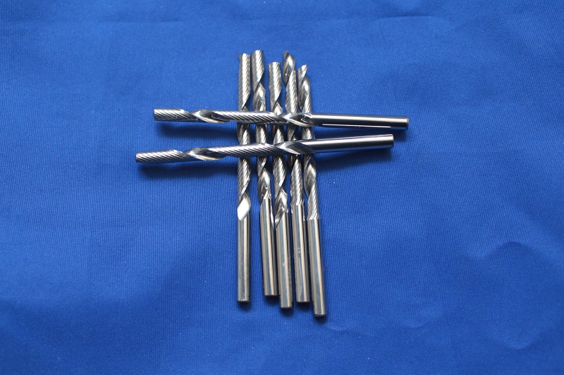 金屬雕刻機刀具材料的幾大性能